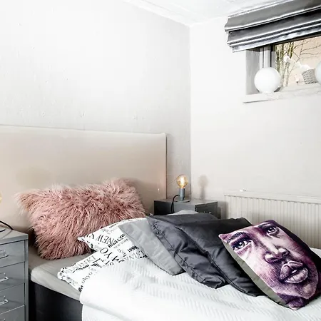 Vivante Basement 3*