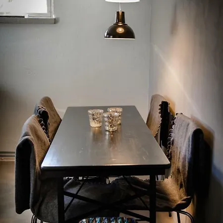 Vivante Basement 3*